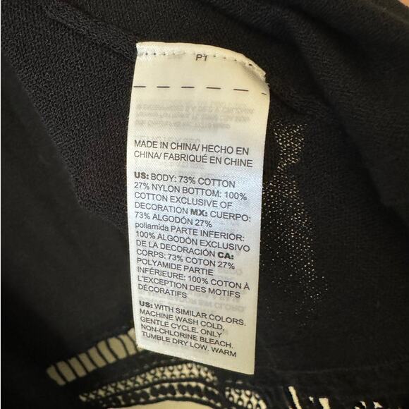 Chico's Size 2, Medium Sheer Black Jacket Tassels Lapel Sleeves Macrame Lace Hem - Picture 5 of 5